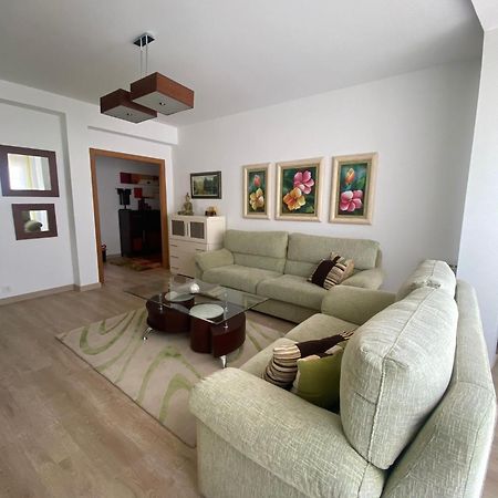 Precioso Piso En Pleno Centro De O Grove Appartement Buitenkant foto