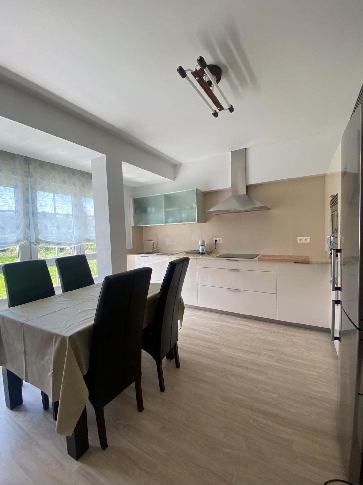 Precioso Piso En Pleno Centro De O Grove Appartement Buitenkant foto